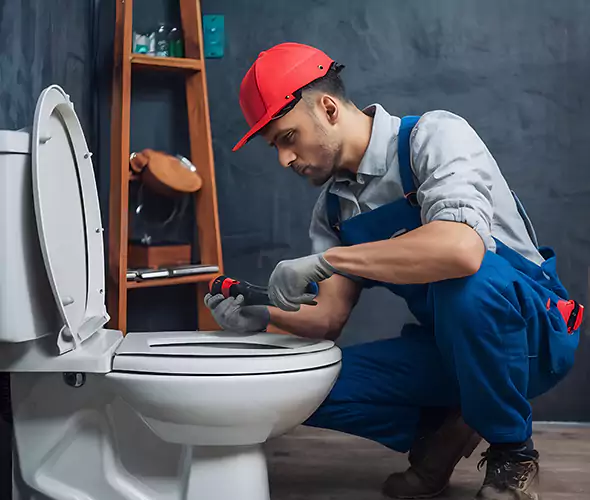 Expert Plumber for Toilet Installation in Freeport, NY: Schedule Affordable Toilet Installation Services with Us
