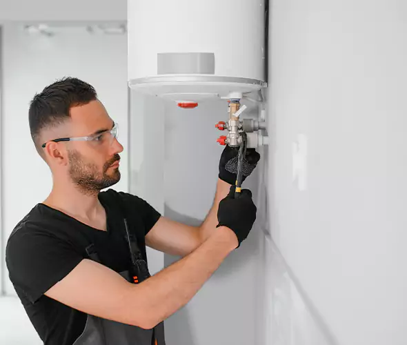 Expert Plumber for Water Heater Expansion Tank Installation in Freeport, NY