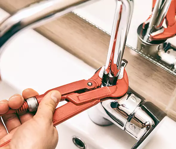 Expert Leak Repair Plumber in Freeport, NY