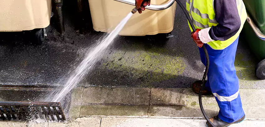 Jet Drain Cleaning in Freeport