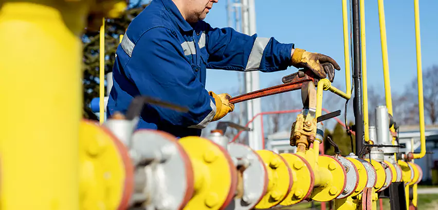 Emergency Gas Line Repair in Freeport